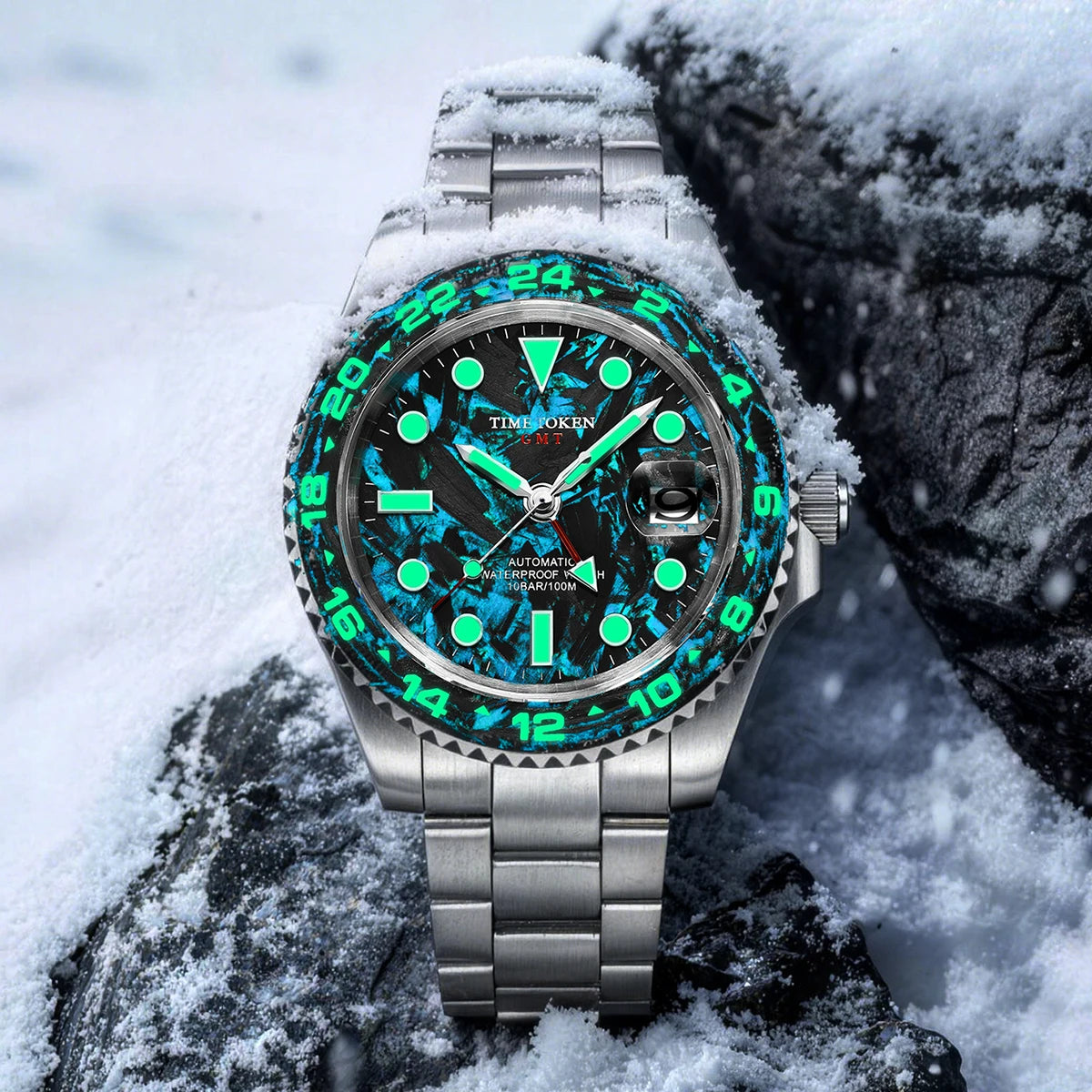 Aurexon GMT Carbon — Automatisk Klocka med Kolfiber och 100m Vattenresistens