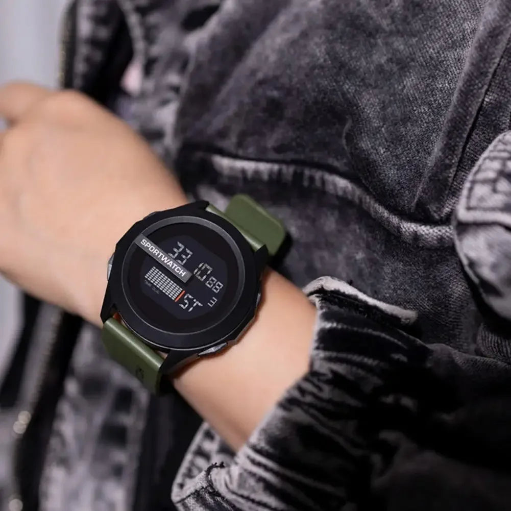 Aurexon Fitness Pro — Digital Multifunktionsklocka för Aktiva